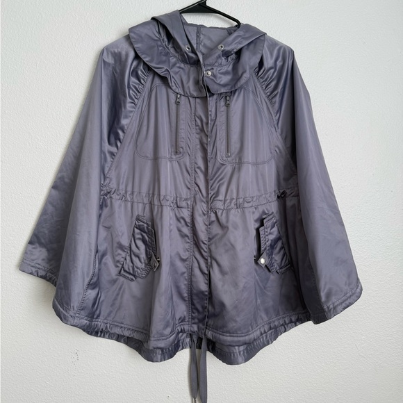 lululemon athletica Jackets & Blazers - lululemon athletica Charcoal Hooded Cape Jacket